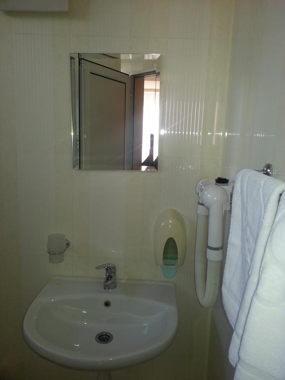 Family Hotel Yola Czepełare Pokój zdjęcie