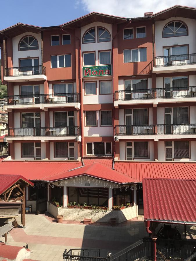 Family Hotel Yola Czepełare Zewnętrze zdjęcie