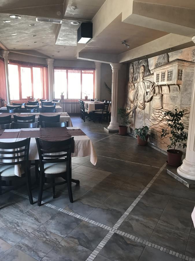 Family Hotel Yola Czepełare Zewnętrze zdjęcie